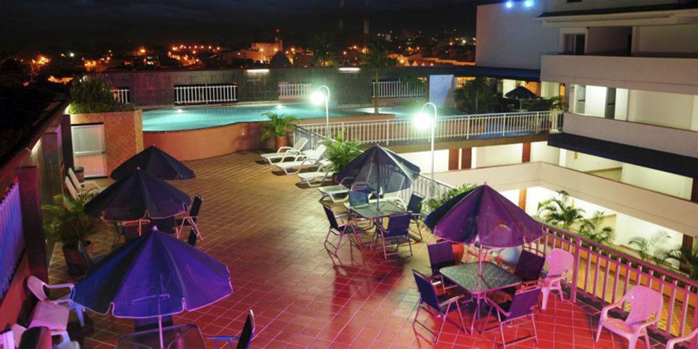 Hotel Hacaritama Colonial Villavicencio Buitenkant foto