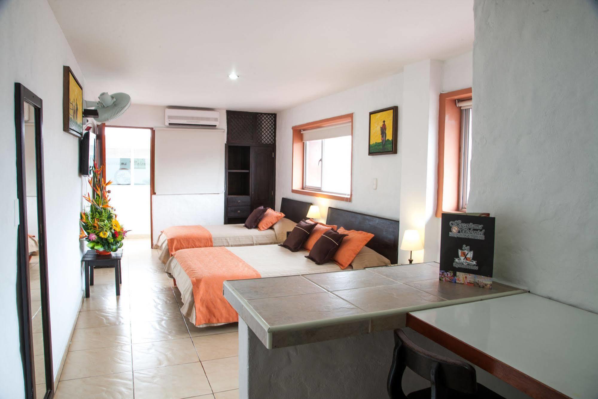 Hotel Hacaritama Colonial Villavicencio Buitenkant foto
